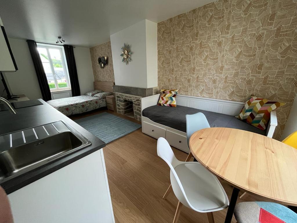 La Maison Des Amis En Normandie Pontfarcy Zewnętrze zdjęcie